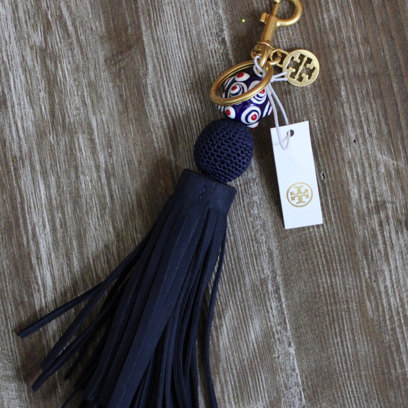 在庫有★Tory Burch★LEATHER KIRA TASSEL KEY RING 在庫有☆Tory Burch☆LEATHER KIRA TASSEL KEY RING Leather